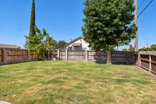 1087 Souza St, Turlock, CA 95380 - Photo 9