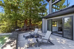 22348 McClellan Rd, Cupertino, CA 95014 - Photo 27