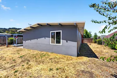 1111 Marionola Way, Pinole, CA 94564 - Photo 33