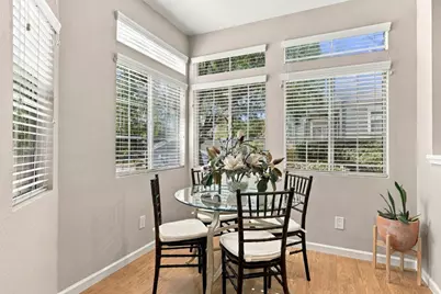 8035 Mountain View Dr A, Pleasanton, CA 94588 - Photo 13