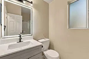 8035 Mountain View Dr A, Pleasanton, CA 94588 - Photo 19