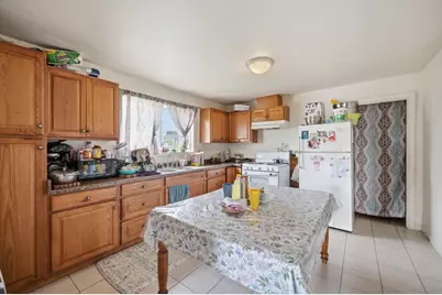127 N Madeira Ave, Salinas, CA 93905 - Photo 9
