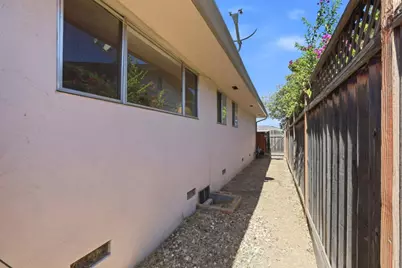 796 Lawrence Dr, Gilroy, CA 95020 - Photo 43