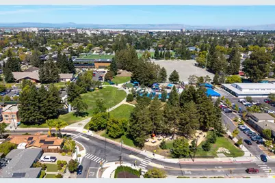 8 Sequoia Ct, Redwood City, CA 94061 - Photo 33