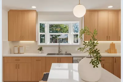 250 Alexander Ave, Redwood City, CA 94061 - Photo 3