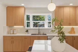 250 Alexander Ave, Redwood City, CA 94061 - Photo 3