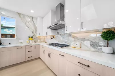 2477 Amethyst Dr, Santa Clara, CA 95051 - Photo 7