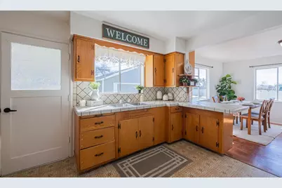 757 Middlefield Rd, Salinas, CA 93906 - Photo 13