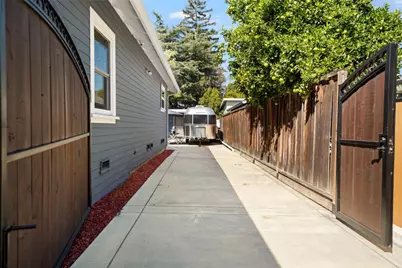 1387 Hester Ave, San Jose, CA 95126 - Photo 39