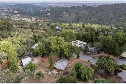 76 Old Spanish Trl, Portola Valley, CA 94028 - Photo 1