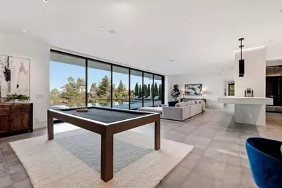 950 Macadamia Dr, Hillsborough, CA 94010 - Photo 39