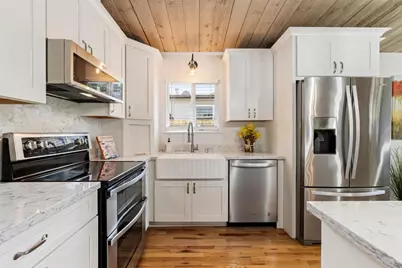 553 English Ave, Monterey, CA 93940 - Photo 13