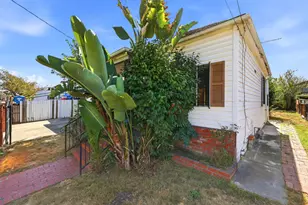 5619 Harmon Ave, Oakland, CA 94621 - Photo 7