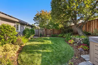 30 Yorkshire Ln, Redwood City, CA 94062 - Photo 53