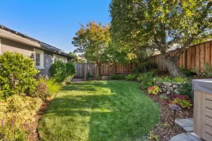 30 Yorkshire Ln, Redwood City, CA 94062 - Photo 53