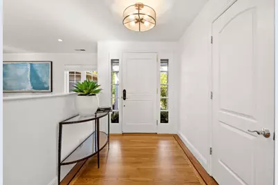 30 Yorkshire Ln, Redwood City, CA 94062 - Photo 9