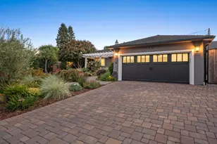 30 Yorkshire Ln, Redwood City, CA 94062 - Photo 3