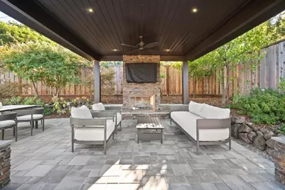 30 Yorkshire Ln, Redwood City, CA 94062 - Photo 43
