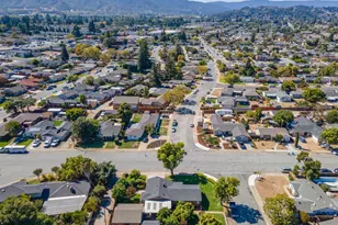 8190 Hanna St, Gilroy, CA 95020 - Photo 3