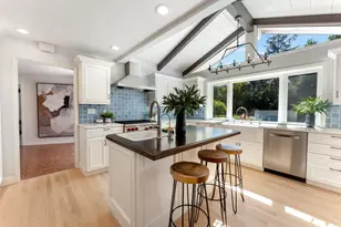 26209 Dori Ln, Los Altos Hills, CA 94022 - Photo 19
