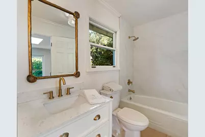 26209 Dori Ln, Los Altos Hills, CA 94022 - Photo 17