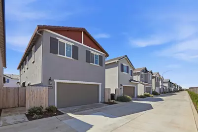12185 Coal Creek Way, Rancho Cordova, CA 95742 - Photo 43