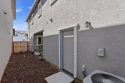 12185 Coal Creek Way, Rancho Cordova, CA 95742 - Photo 41