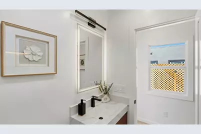 1425 California Dr, Burlingame, CA 94010 - Photo 33