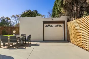 1425 California Dr, Burlingame, CA 94010 - Photo 49