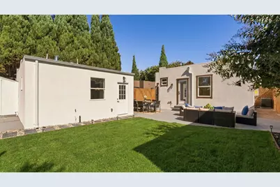 1425 California Dr, Burlingame, CA 94010 - Photo 45