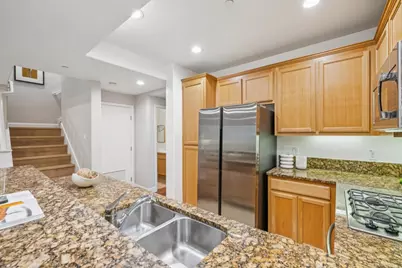 685 Modern Ice Dr, San Jose, CA 95112 - Photo 13