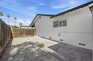 38879 Jonquil Dr, Newark, CA 94560 - Photo 51