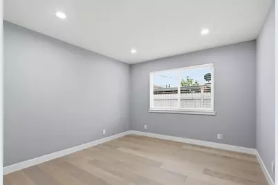 2121 Francis Ave, Santa Clara, CA 95051 - Photo 29