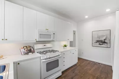 732 Farringdon Ln, Burlingame, CA 94010 - Photo 13