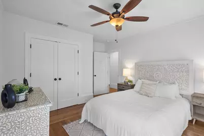 826 Walnut Ave, Burlingame, CA 94010 - Photo 19