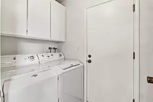 6082 Montgomery Ct, San Jose, CA 95135 - Photo 25