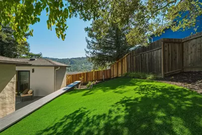 2218 Ewell Rd, Belmont, CA 94002 - Photo 23