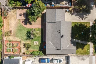 184 S 19th St, San Jose, CA 95116 - Photo 27