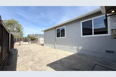 1367 Hubbard Ave, San Leandro, CA 94579 - Photo 23