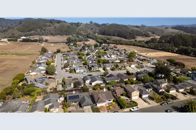 1575 Mizzen Ln, Half Moon Bay, CA 94019 - Photo 39