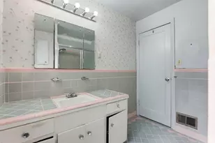 149 Beverly Dr, San Carlos, CA 94070 - Photo 19