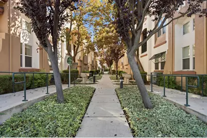 1355 McKinley Ct, San Jose, CA 95126 - Photo 21