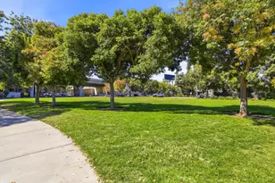 20 Ryland Park Dr 207, San Jose, CA 95110 - Photo 27