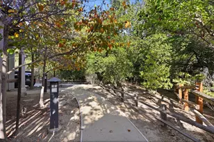 1537 Hummingbird Pl, San Jose, CA 95129 - Photo 51