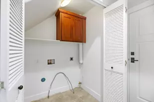 1537 Hummingbird Pl, San Jose, CA 95129 - Photo 41