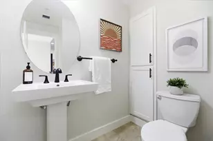 1537 Hummingbird Pl, San Jose, CA 95129 - Photo 9