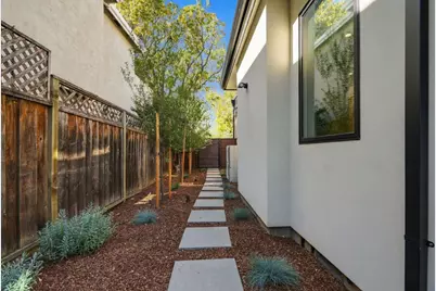 10560 Johnson Ave, Cupertino, CA 95014 - Photo 51