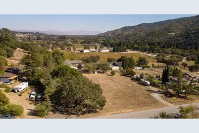 8260 El Matador Dr, Gilroy, CA 95020 - Photo 5