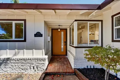 926 Radcliffe Dr, San Jose, CA 95117 - Photo 3
