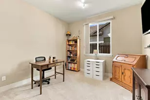Sunflower Dr, Hollister, CA 95023 - Photo 21